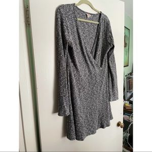 Mossimo supply co. Black and white heather dress